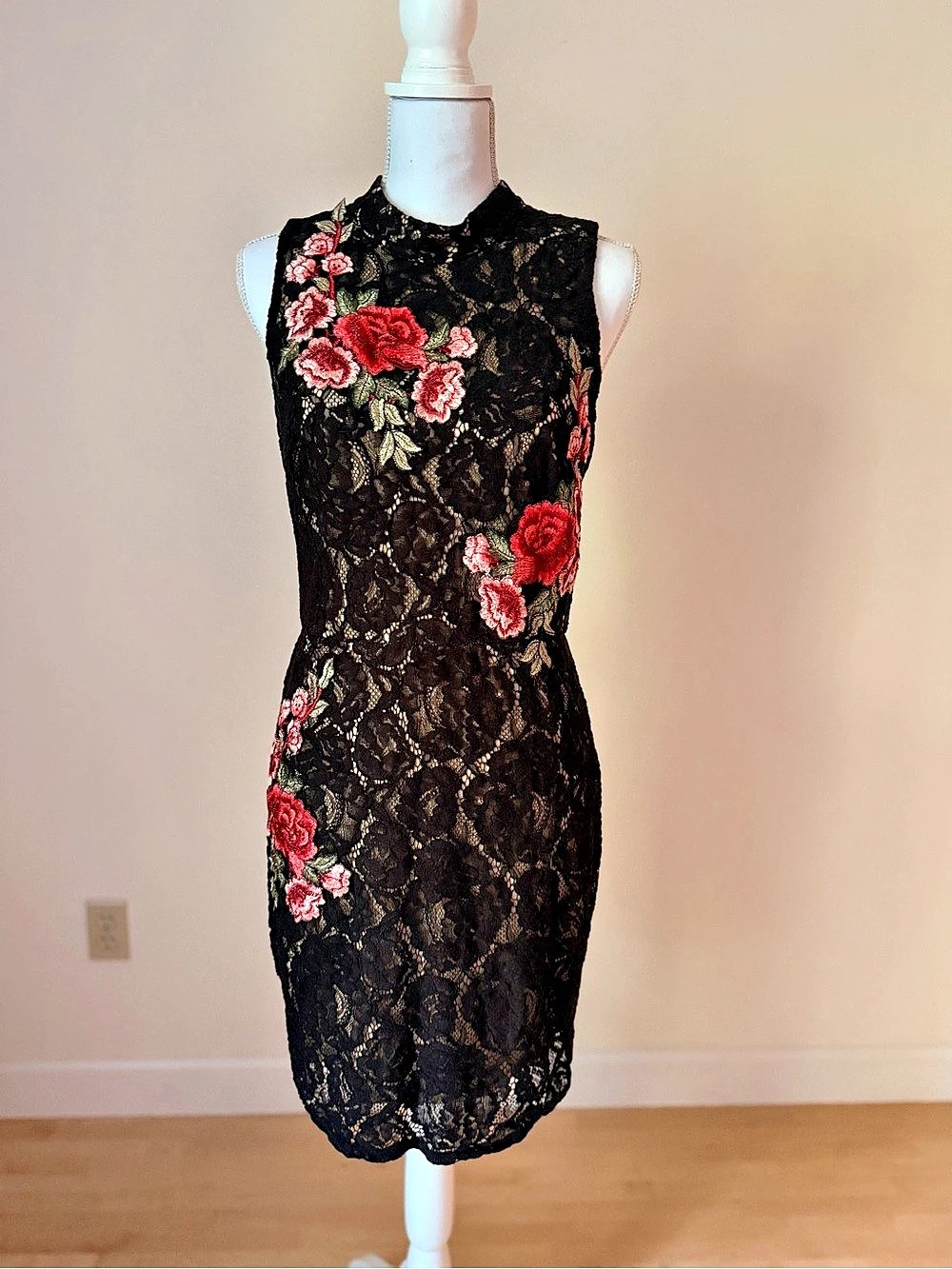 Floral Lace Midi Dress